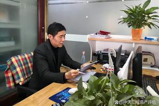 罗齐尔谈向组织者转型：希望更多球员参与进攻 也会自己去终结